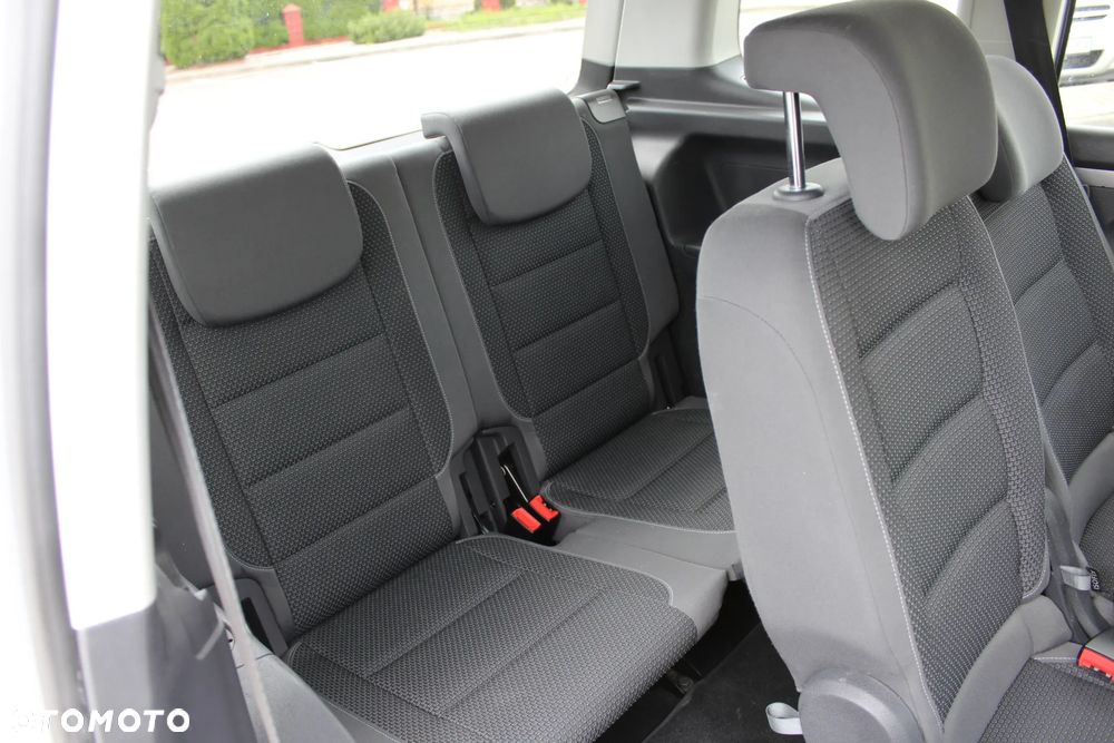 Volkswagen Touran 1.6 TDI DPF Comfortline - 20