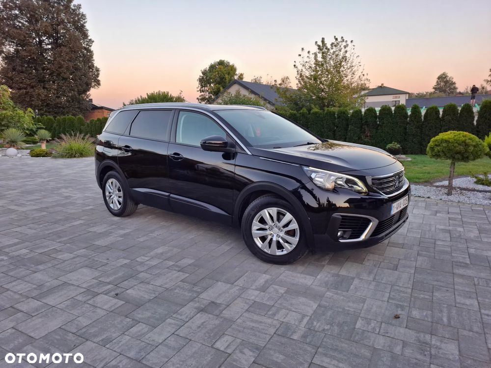 Peugeot 5008 HDI 115 Allure - 21