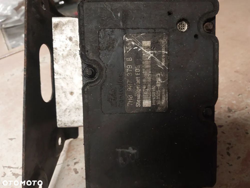 Sterownik pompa Abs vw t5 7H0614111B - 4
