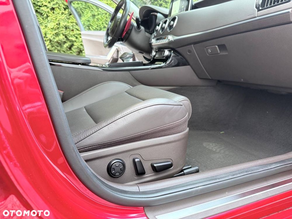 Kia Stinger 2.0 T-GDI GT Line - 14