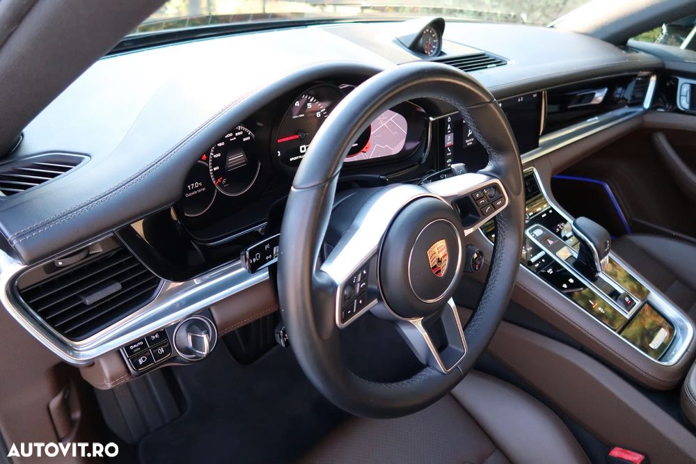 Porsche Panamera - 20