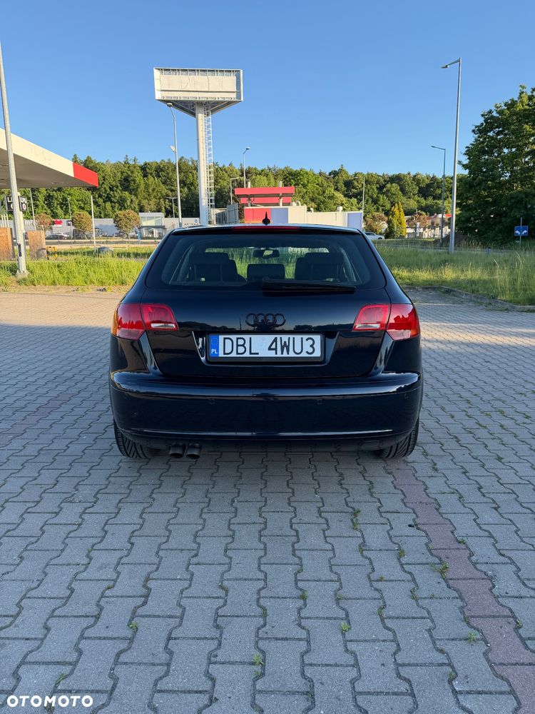 Audi A3 Sportback - 6