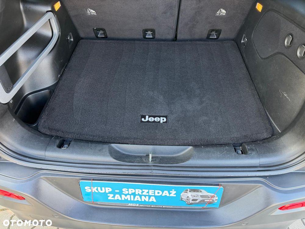 Jeep Cherokee 2.2 Multijet Active Drive I Automatik Night Eagle - 36