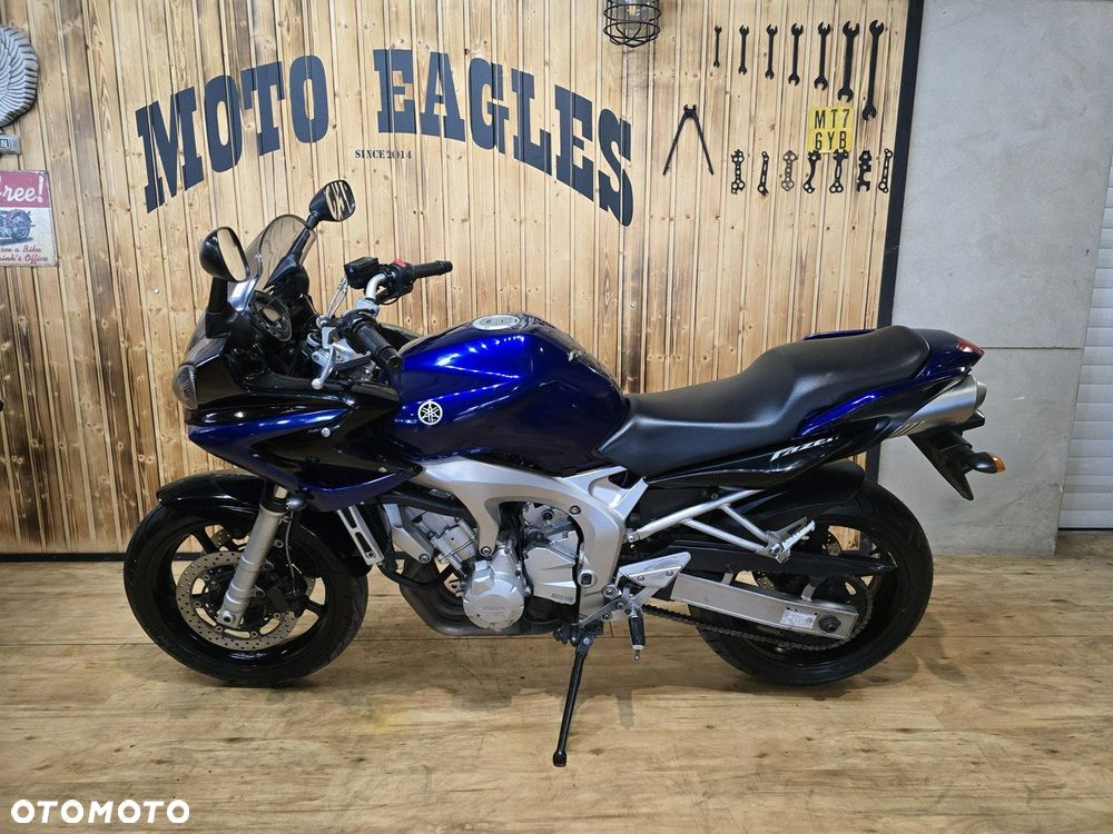 Yamaha FZ - 21