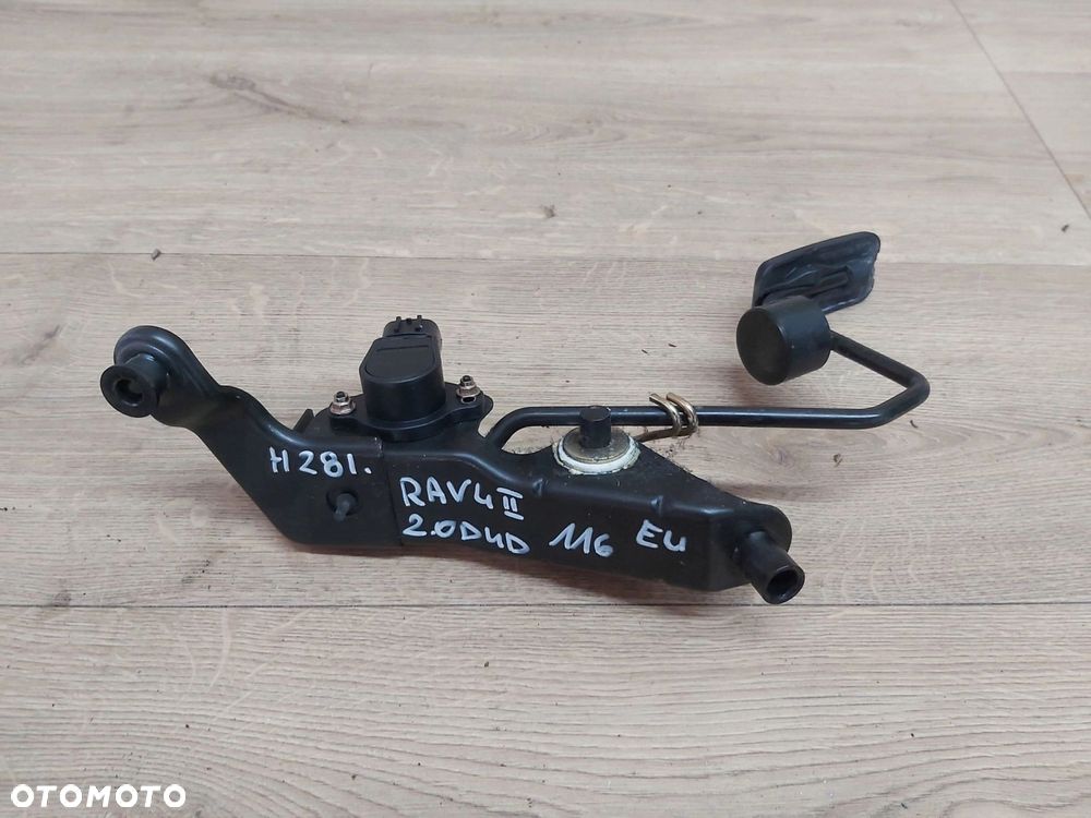 Toyota Rav4 II XA20 pedał gazu potencjometr 2,0 D4D 17880-27060 - 1