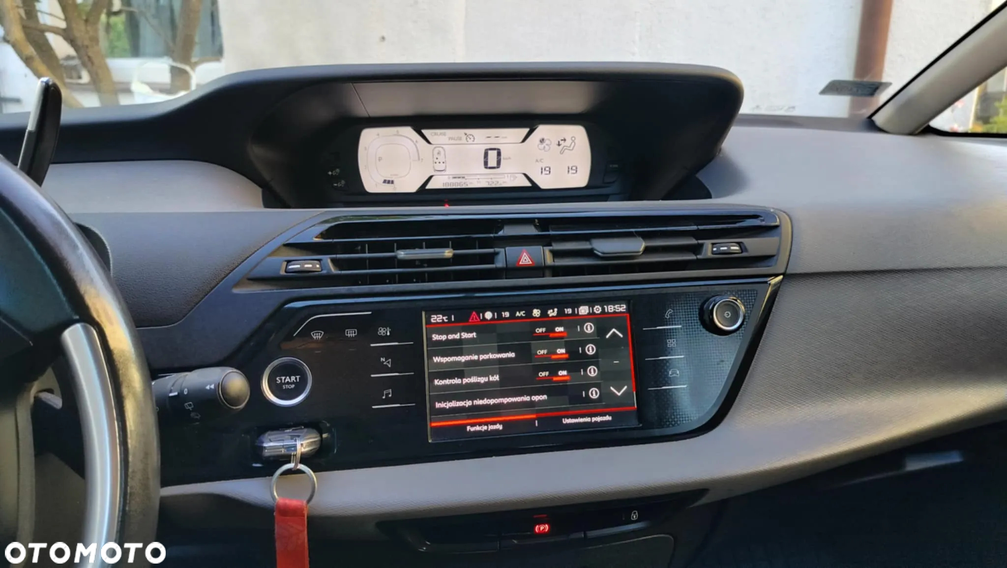 Citroën C4 Picasso - 16