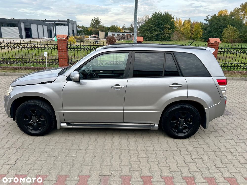 Suzuki Grand Vitara 3.2 V6 Elegance - 11