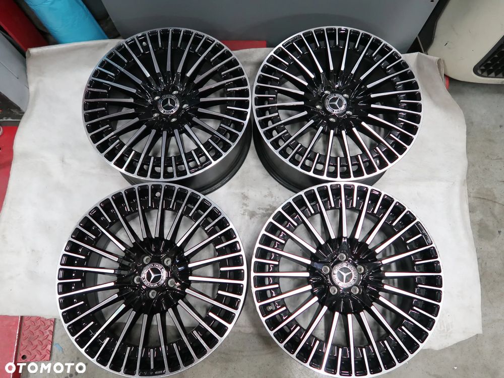 Felgi EQE AMG MERCEDES A2974011500 9,5X21ET41,5 - 1