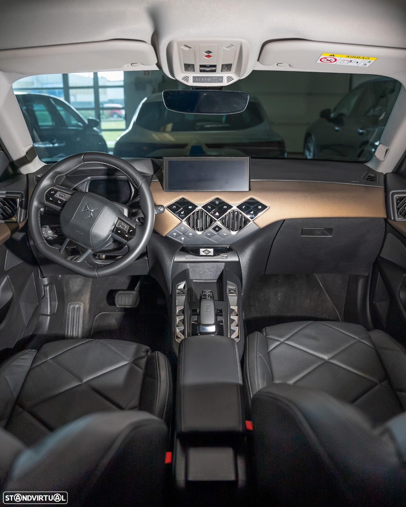 DS DS3 Crossback E-TENSE PERFORMANCE LINE - 34