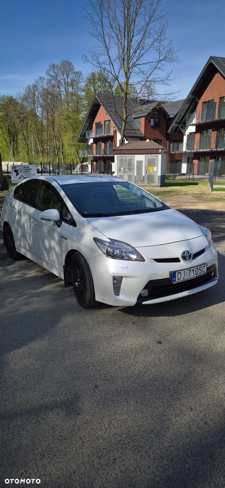 Toyota Prius 1.8 HSD Premium - 2