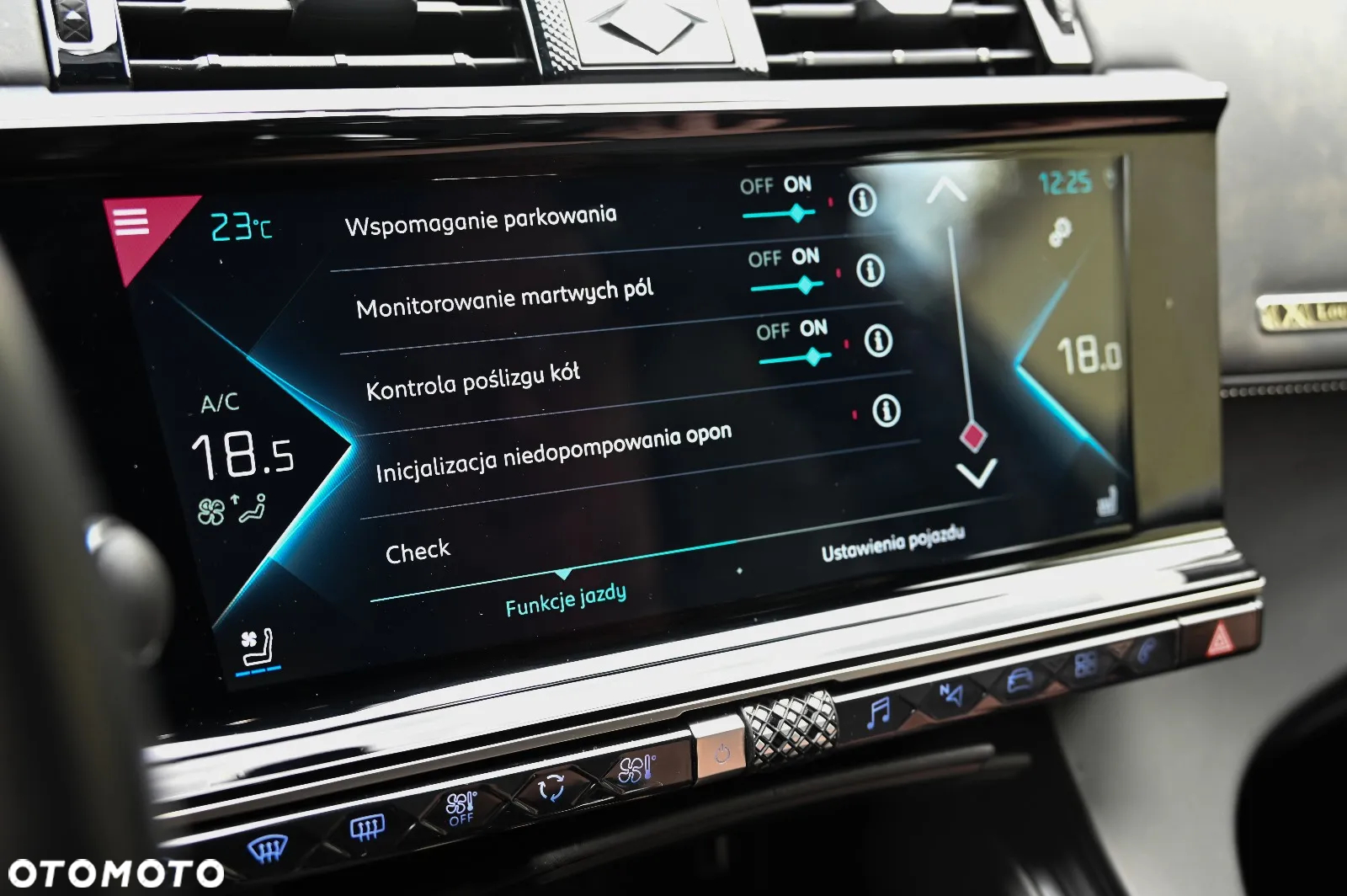 DS Automobiles DS 7 Crossback 1.6 E-Tense 4x4 Louvre - 27