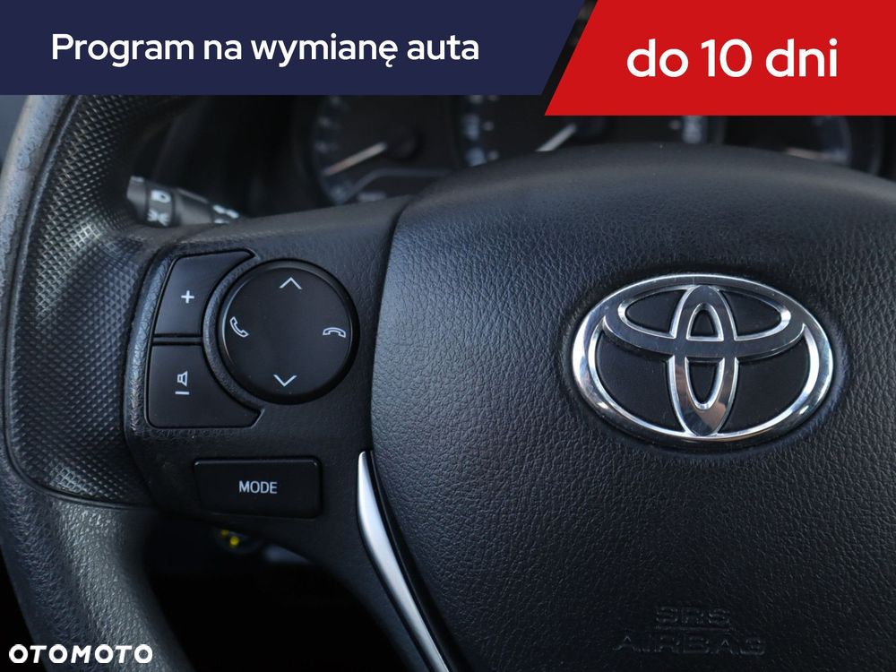 Toyota Auris - 18