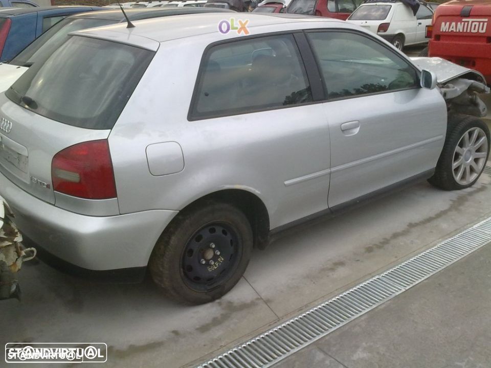 Traseira / Frente /Interior Audi A3 98 - 1