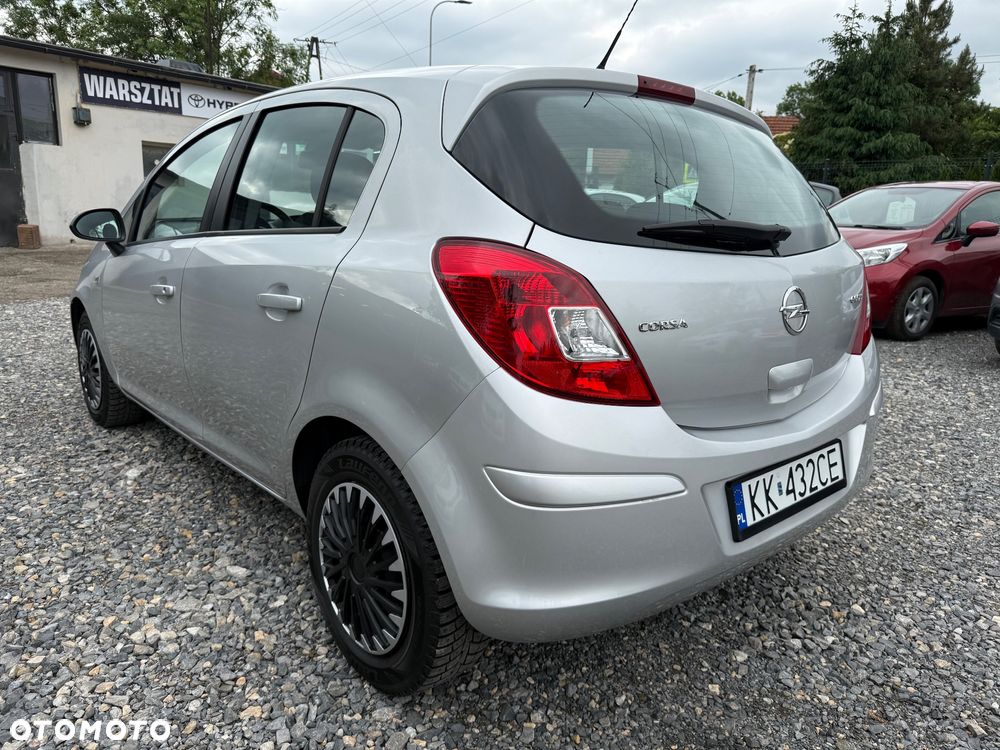 Opel Corsa - 4