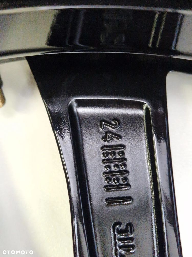 Felga Skoda Scala Kamiq 657601025 6,5Jx17H2 ET40 - 8