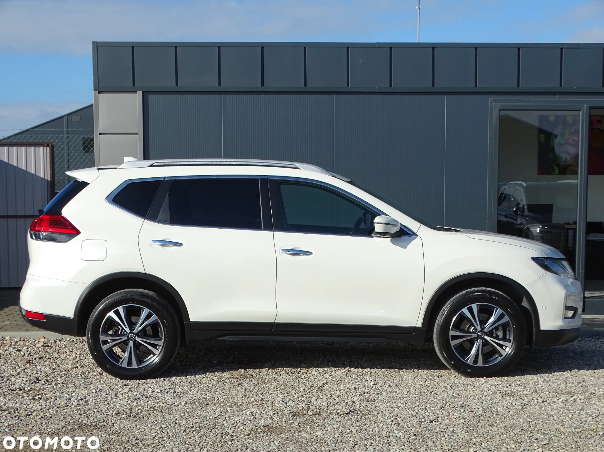 Nissan X-Trail 2.0 dCi Tekna 4WD Xtronic - 6