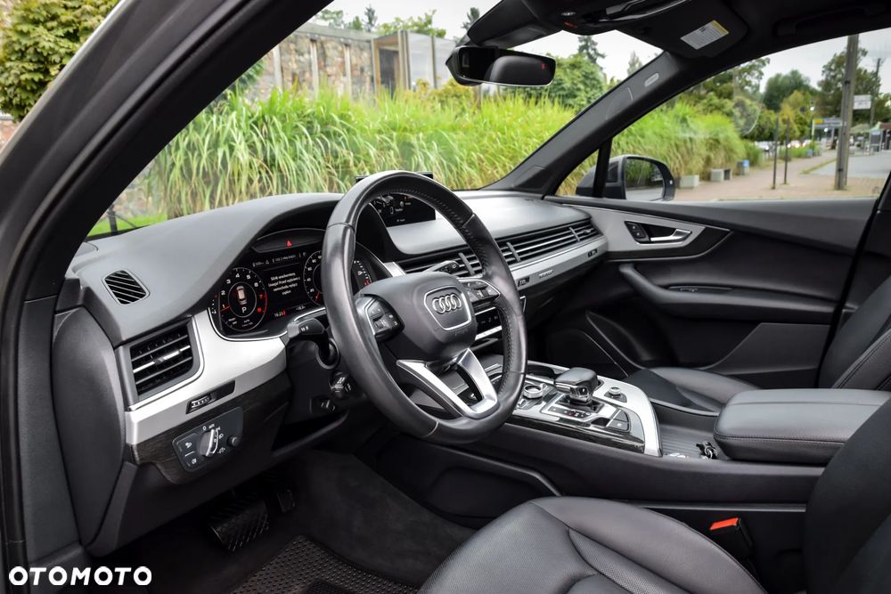 Audi Q7 - 15