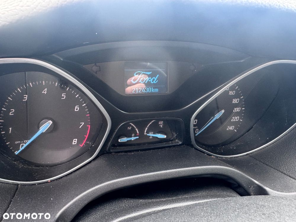 Ford Focus 1.6 Ambiente - 9