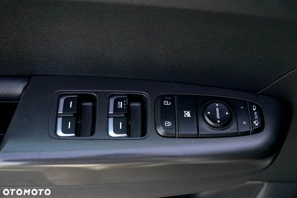 Kia Sportage 1.7 CRDI 2WD Spirit - 27