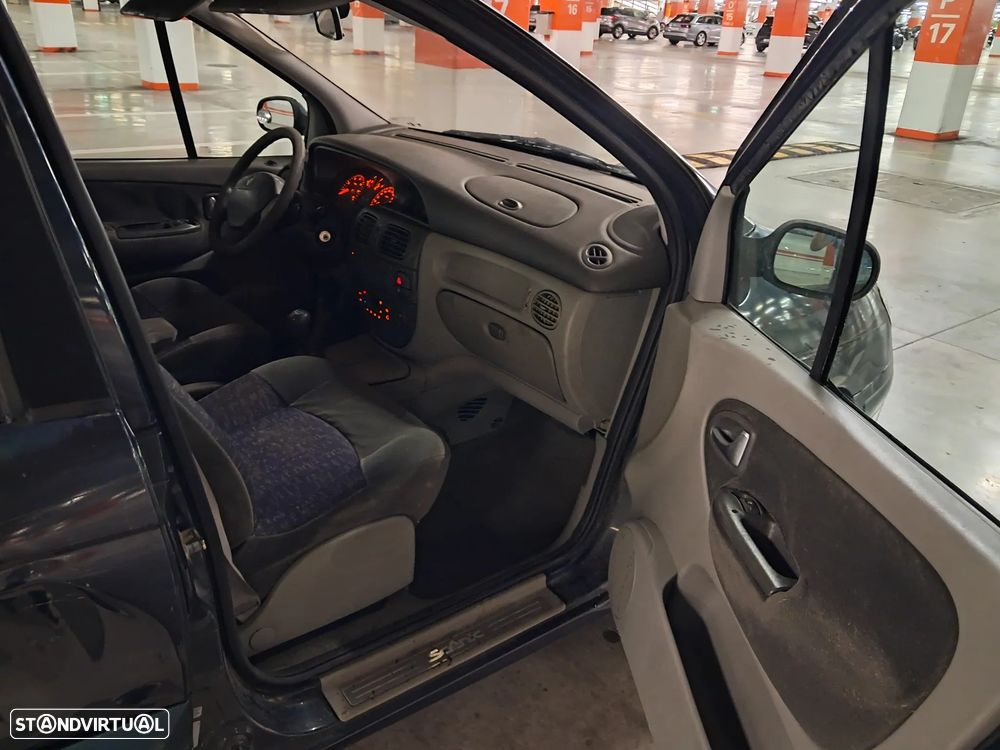 Renault Scénic 1.4 16V Expression - 14