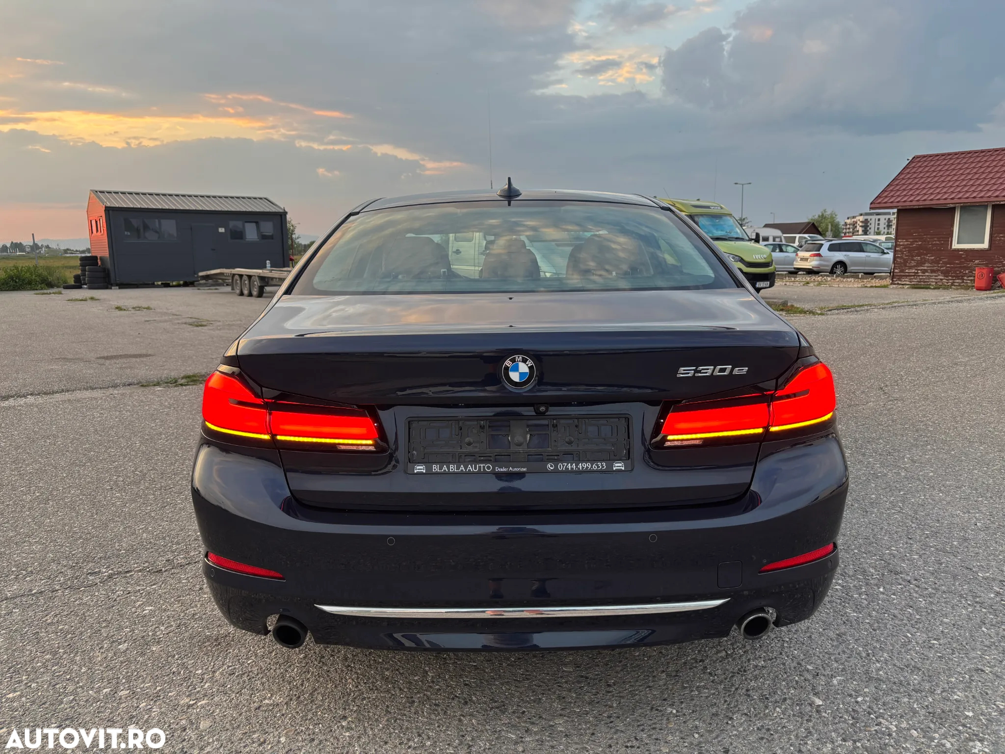 BMW Seria 5 530e iPerformance Aut. Luxury Line - 7