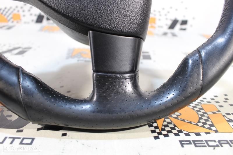 Volante Volkswagen Golf V (1K1)  Volante Vw Golf 5 Gti Flat Bottom - 9