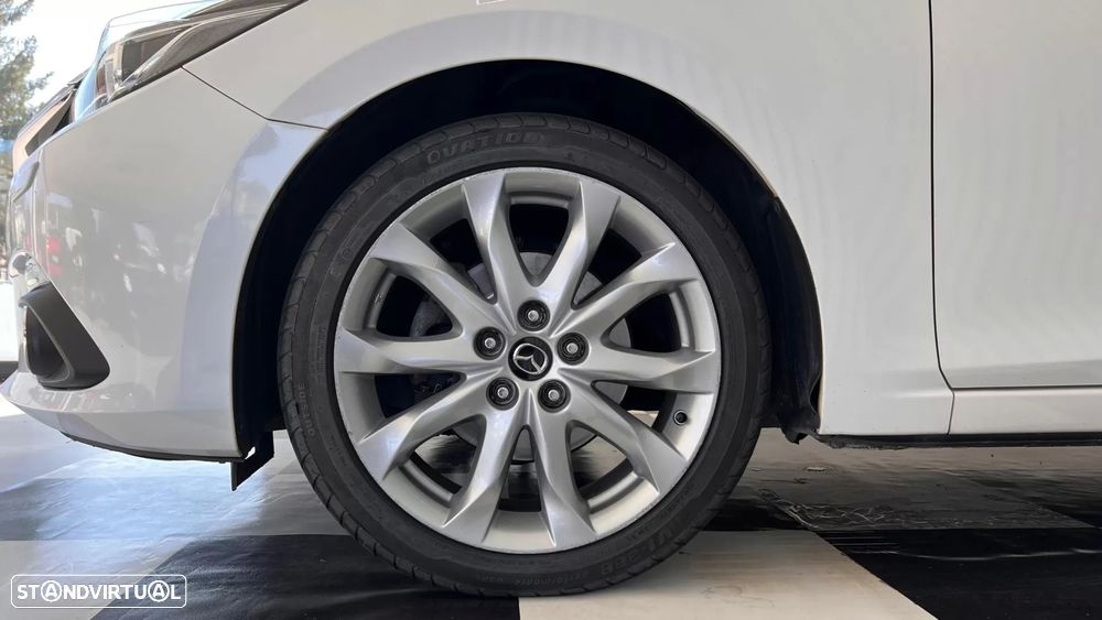 Mazda 3 1.5 Sky-D Excellence - 7