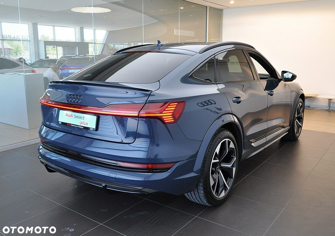 Audi e-tron - 4