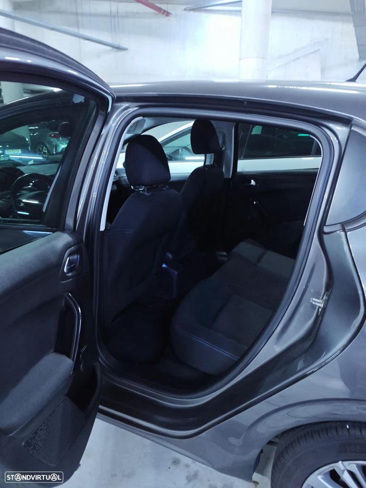 Peugeot 208 1.5 BlueHDi Signature - 5