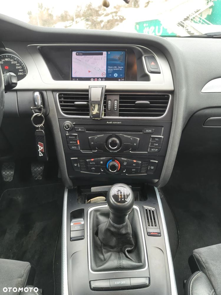 Audi A4 Avant 2.0 TDI - 20