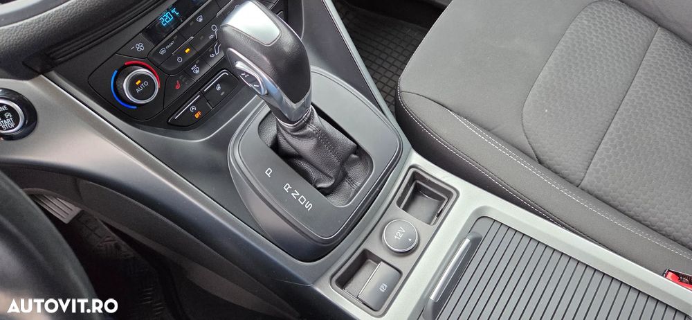 Ford Kuga 1.5 EcoBoost 4WD Aut. Trend - 23