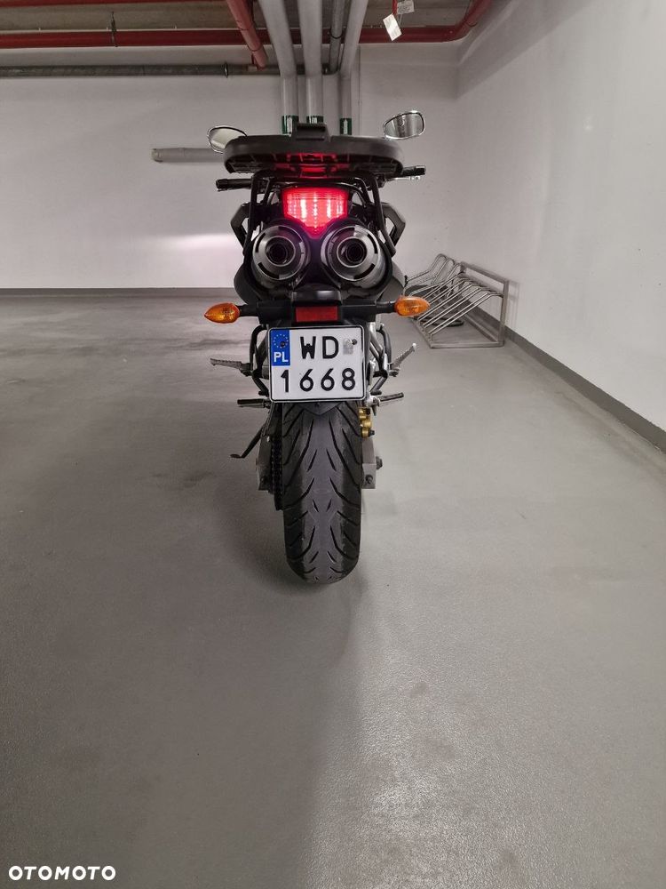 Yamaha FZ6 - 3