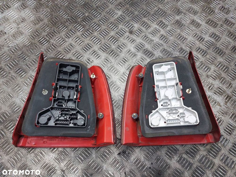 LAMPA LEWY TYŁ + PRAWY TYŁ VOLKSWAGEN PASSAT B5 SEDAN 3B5945096F - 4