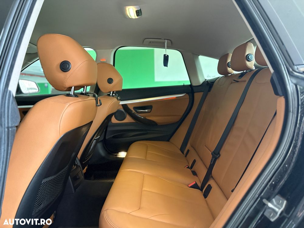 BMW Seria 3 320i GT xDrive AT - 21