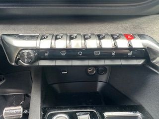 Peugeot 3008 1.2 PureTech GT Pack EAT8 - 9