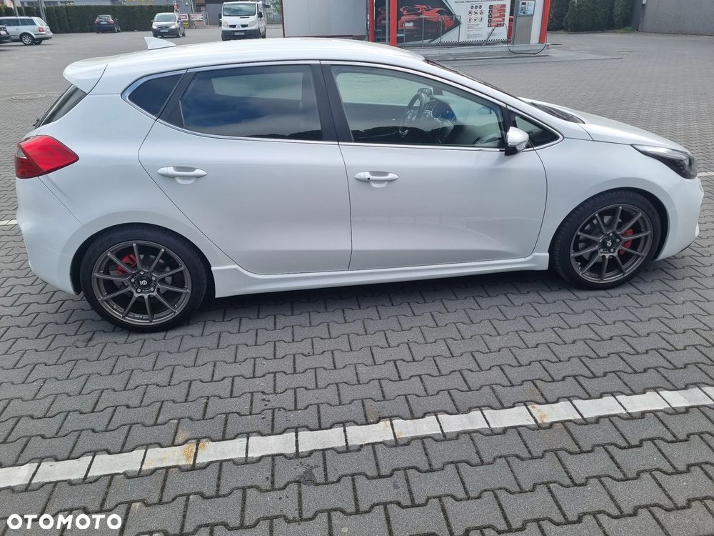 Kia Ceed 1.6 T-GDI GT-Track - 6
