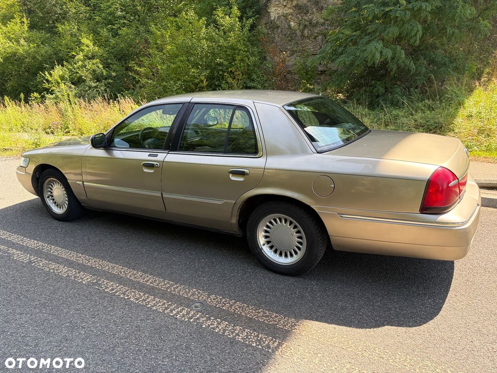 Mercury Marquis - 2