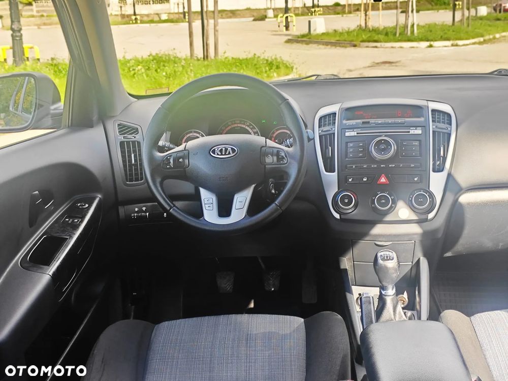 Kia Ceed Cee'd 1.6 Crdi Comfort + - 20