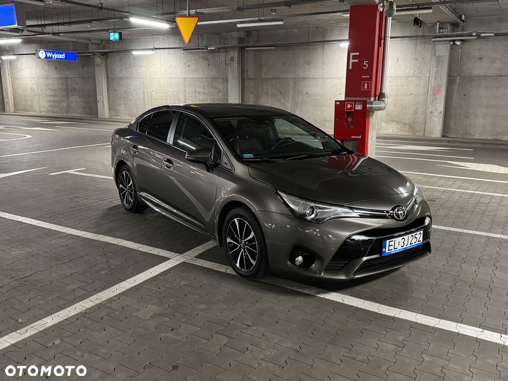 Toyota Avensis 2.0 D-4D Prestige - 6