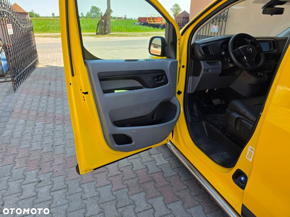Opel Vivaro - 12