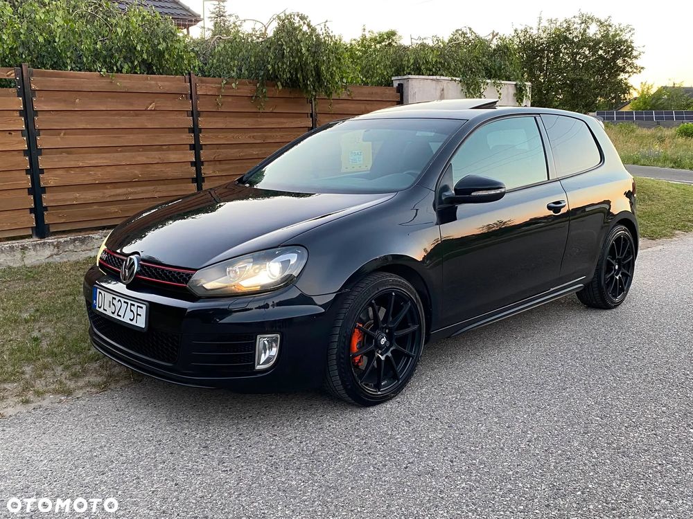 Volkswagen Golf 2.0 TSI GTI - 1