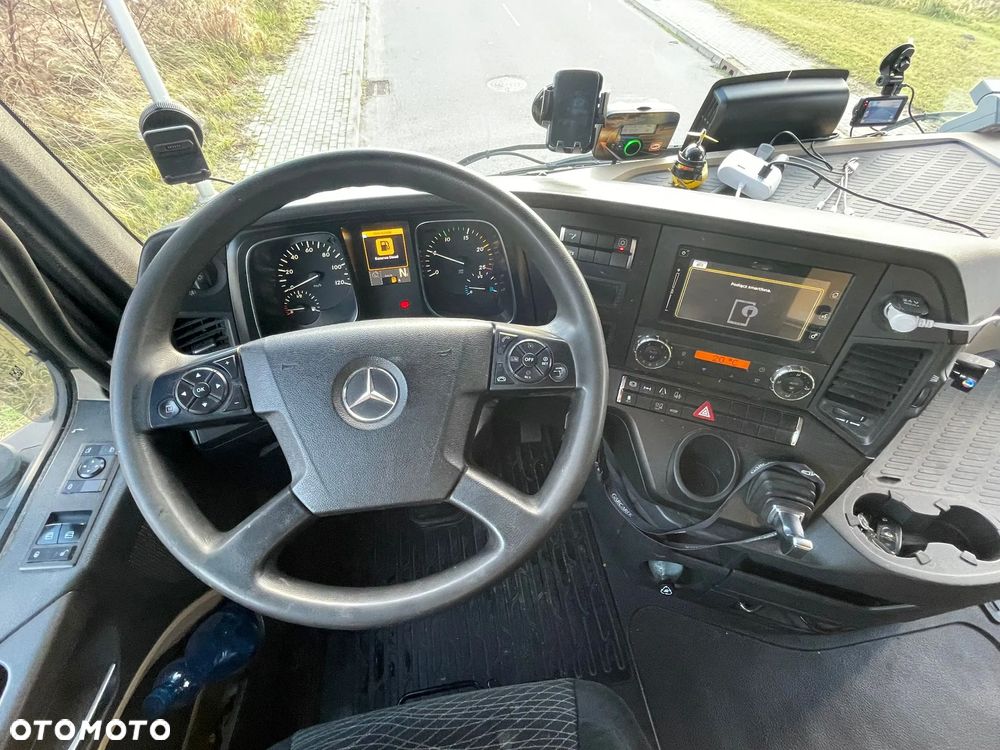 Mercedes-Benz Actross - 8