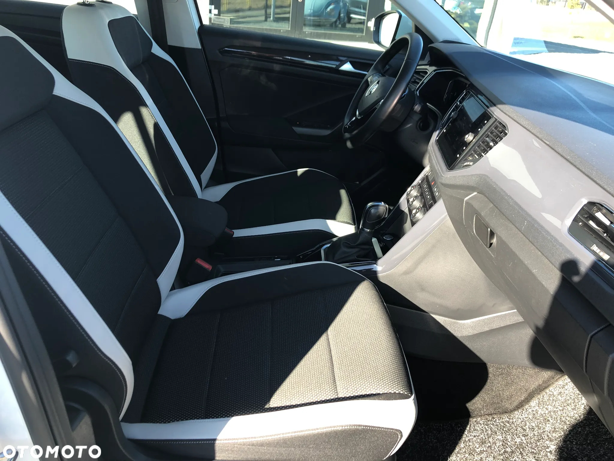 Volkswagen T-Roc 1.5 TSI ACT OPF DSG Style - 20
