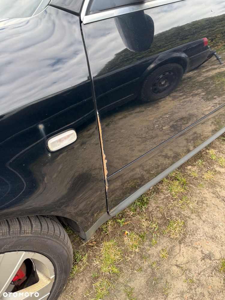 Audi A6 Limousine 2.8 - 12