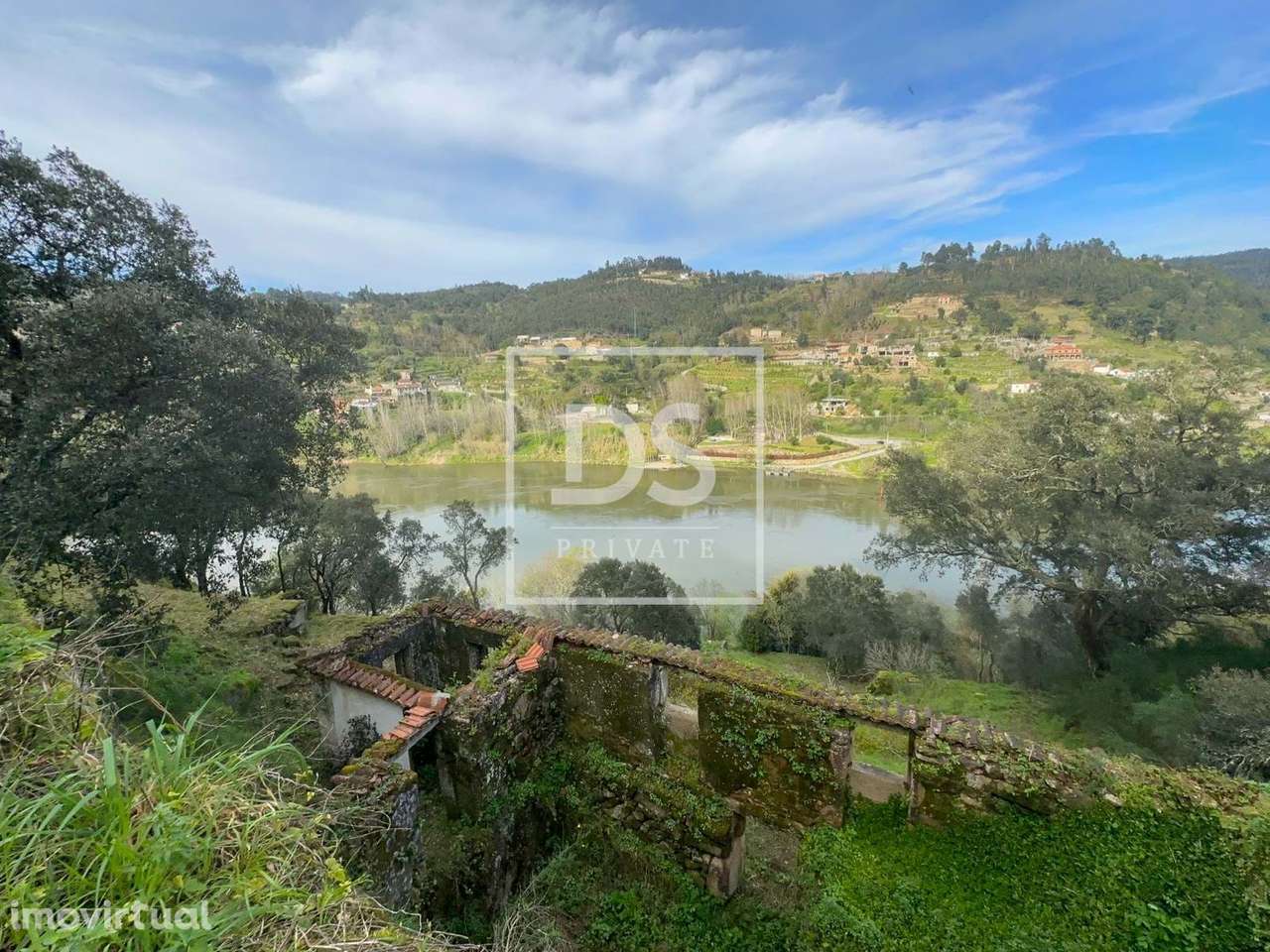 Quintinha para Recuperar em Cinfães - Vista Deslumbrante sobre o Rio - Grande imagem: 4/13