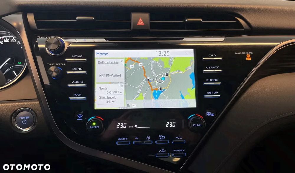 Toyota Camry Executive - 3