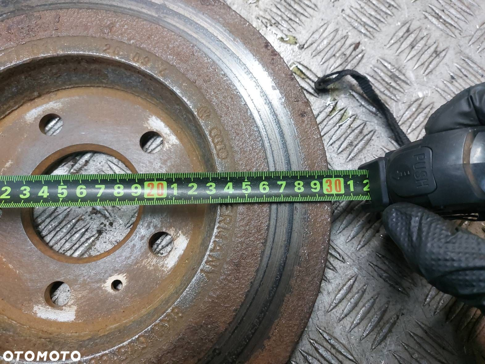 TARCZE HAMULCOWE TYŁ + KLOCKI + ZACISKI AUDI Q5 8R 8K0615601B 32335478 - 11