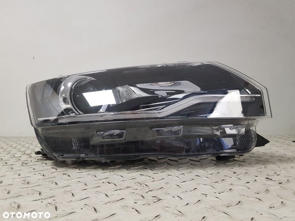 LAMPA PRAWA PRZEDNIA PRZÓD REFLEKTOR XENON LED SKODA RAPID LIFT 16-19 EUROPA 5JB941016C - 5