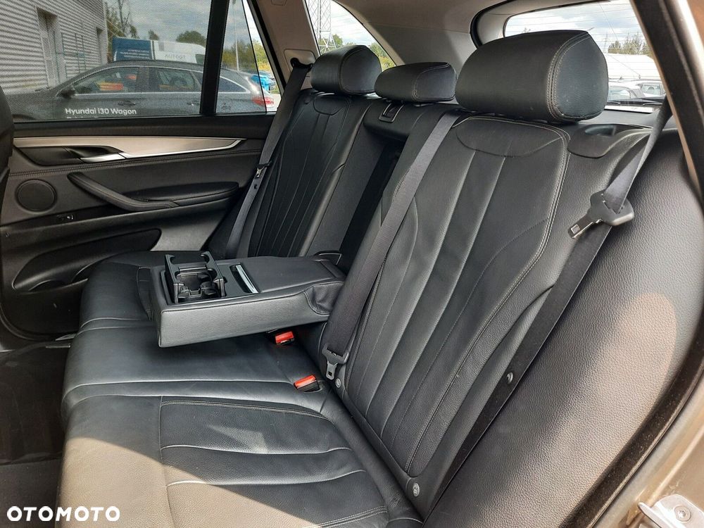 BMW X5 xDrive25d - 17