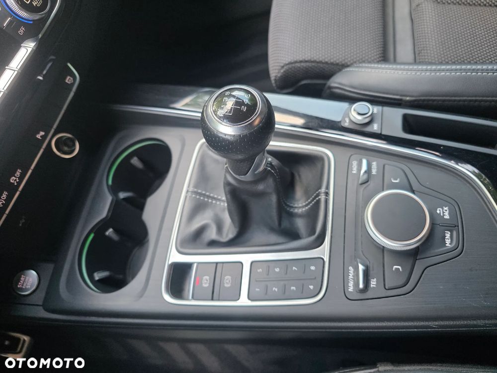 Audi A4 Avant 2.0 TFSI ultra Sport - 21